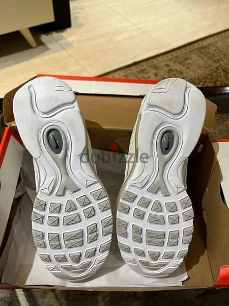 original nike airmax 97 size 39 white only worn once 2