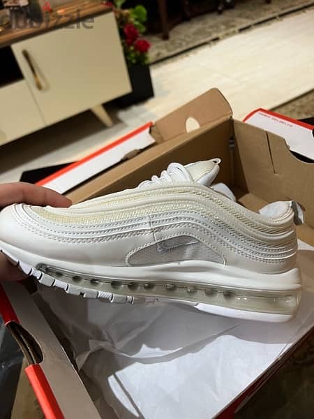 original nike airmax 97 size 39 white only worn once 7