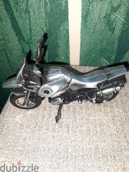 نموذج الدراجات النارية 2