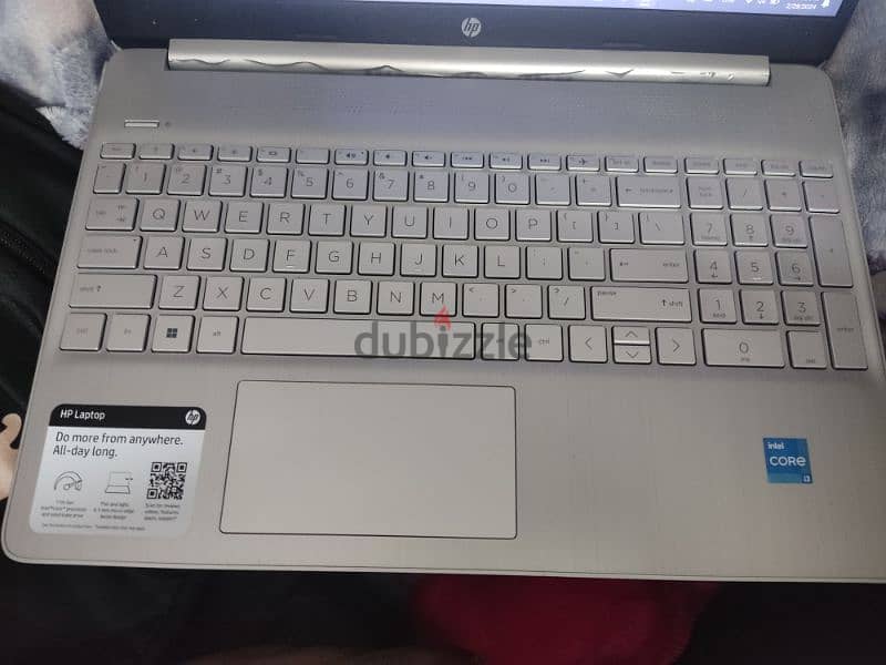 2022 HP Laptop 15-DY2702DX 15.6- 1