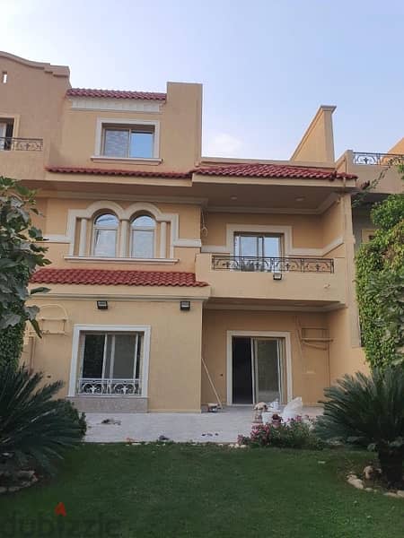 town house for sale in new cairo 8