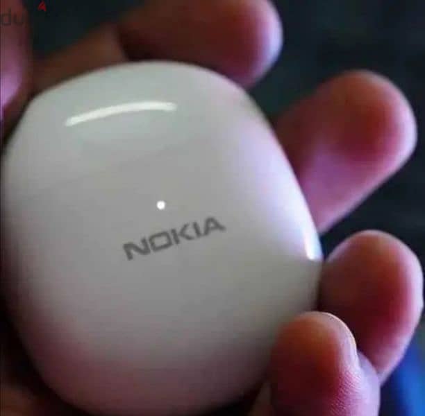 مستعمله شبه الجديدة Nokia earbuds E3110 3