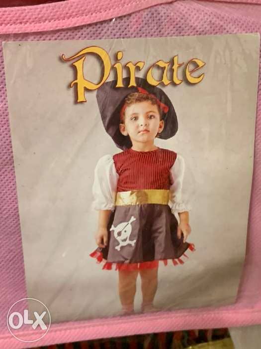 Pirate Girl Costume 3