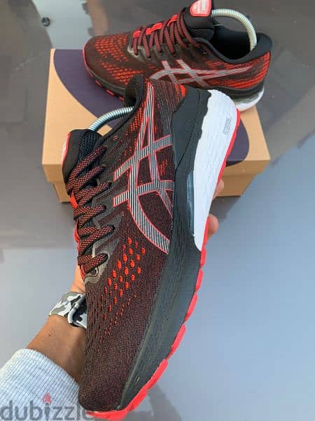 Asics Gel-Kayano 28 Black Electric Red 3