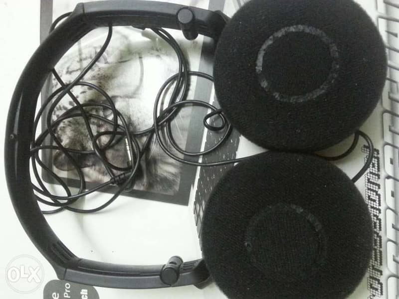 Sony MDR-NC7 Noise canceling headphone 2