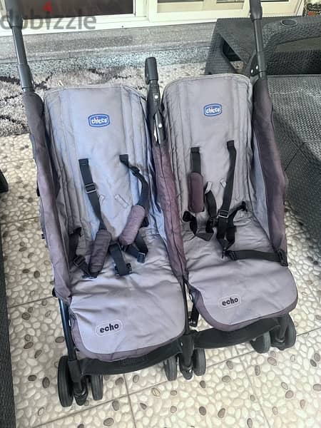 double stroller - chicco 11
