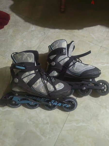 gomma skate shoes in perfect condition hardly used 5
