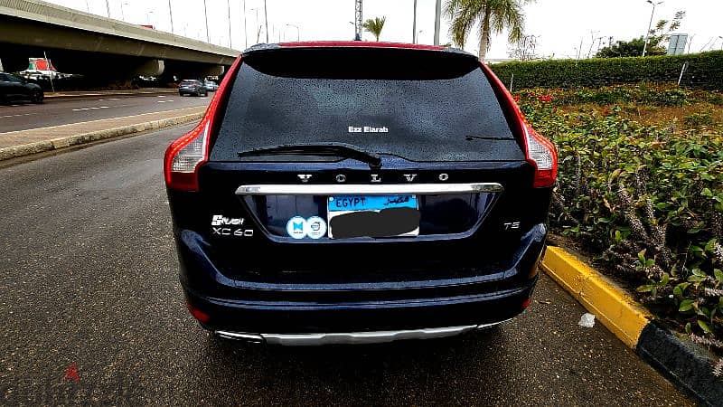 Xc60 light use in good condtion 10