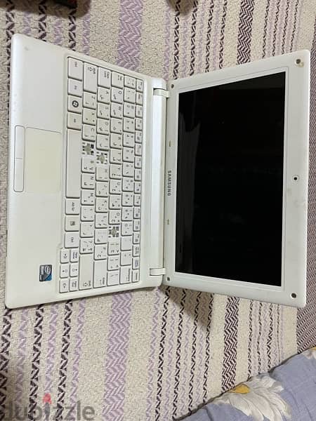 Samsung mini laptop لابتوب ميني سامسونج 4
