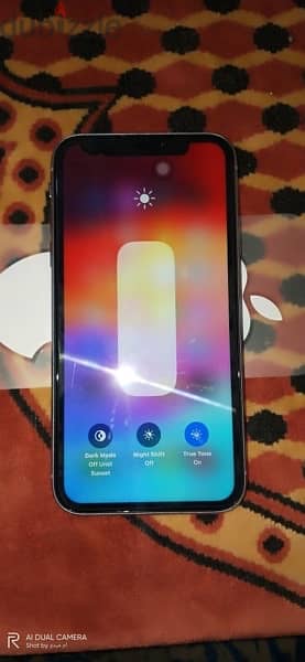 iPhone 11 in very good condition with all original components 64g اقرء 6