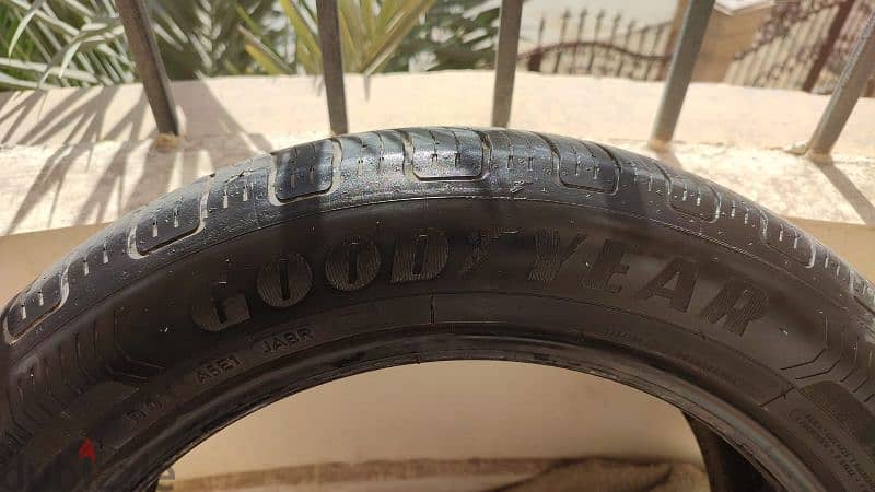 فردة كاوتش جوديير ايفيشنت Goodyear Efficient اصلى 0