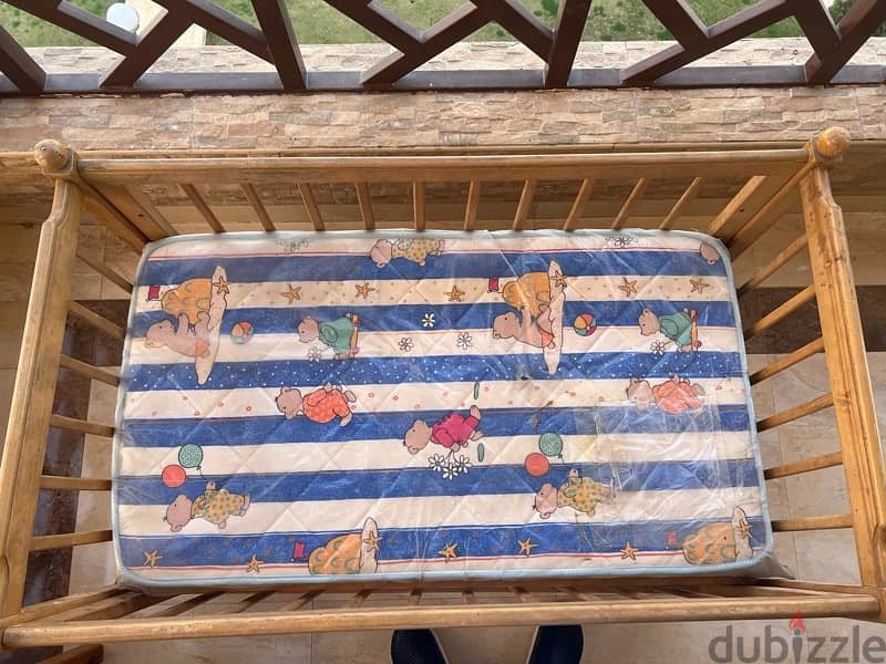 سرير اطفال خشب زان مع مرتبه تاكي 1