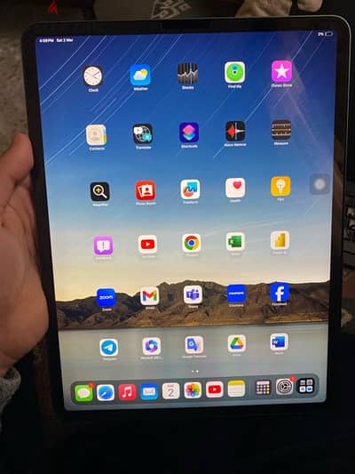 Ipad pro 12.9 inch 64g like new