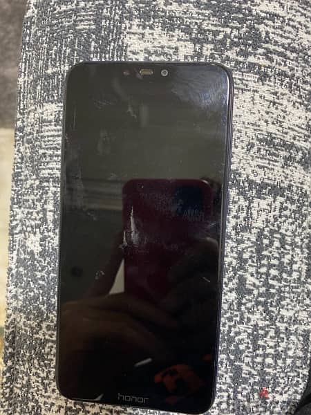 honor 8c for sell 1
