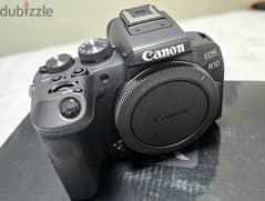 كاميرا Canon R10 0