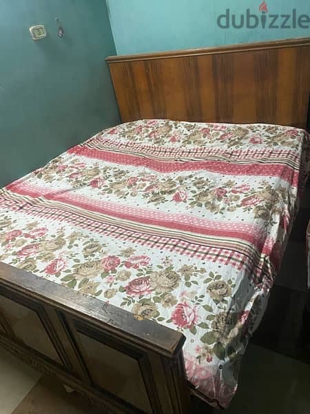 سرير للبيع ١٦٠سم خشب زان 3