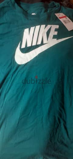 تيشرت نايكي جديد وبورقته من Nike السعودية 0