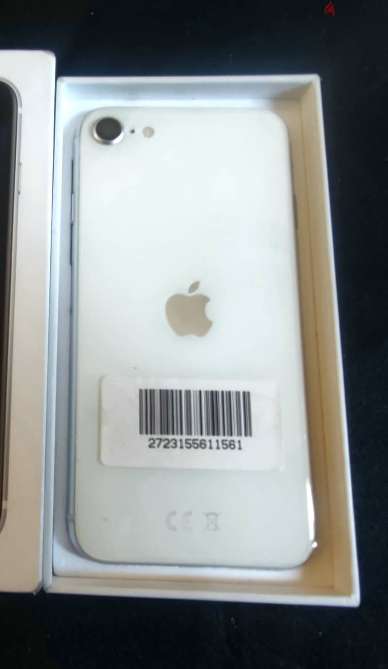 iPhone SE 2022 3rd Gen 0