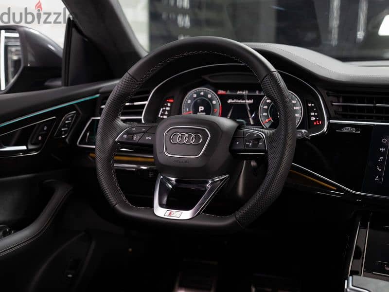 Audi Q8 2
