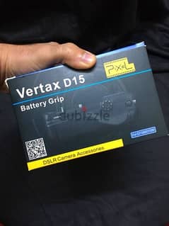 Battery Grip  N I K O N 7100 & 7200