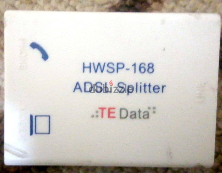 راوتر WE ADSL نوع ZTE موديل H108N معاه كل مشتملاته بدون العلبه 1