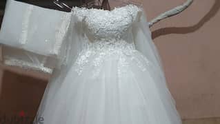 فستان زفاف +طرحه طويله