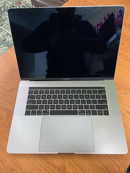 Apple MacBook Pro 2019 - core i9 3