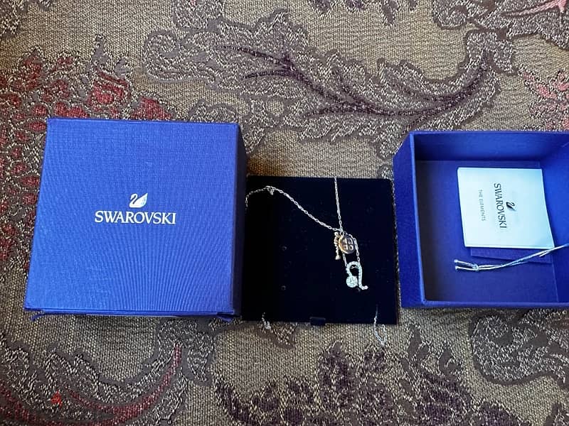 swarovski necklace 0