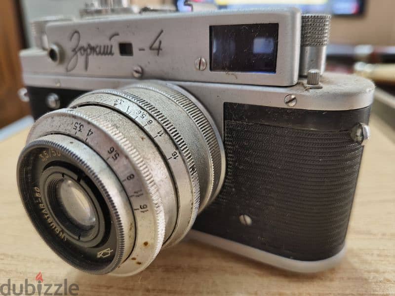 كاميرا vintage . . zorki 4 3