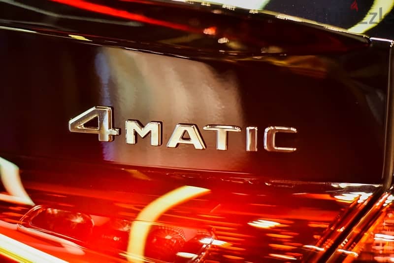 GLC coupee 4matic AMG Fully loaded 3