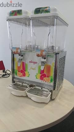 مبرد juice dispenser