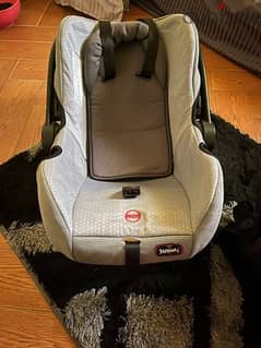 car seat junior من سن شهر لسنتين مستورد من السعودية