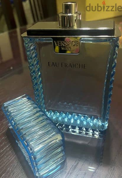 versace fraiche 200ml original perfume عطر او برفيوم رجالي تخفيض 2