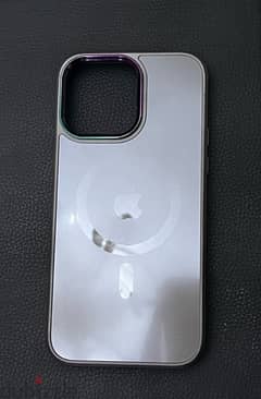 Iphone 14pro max with wireless charging cover