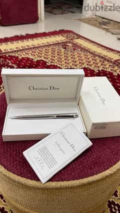 قلم christian dior