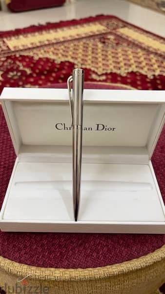 قلم christian dior 3