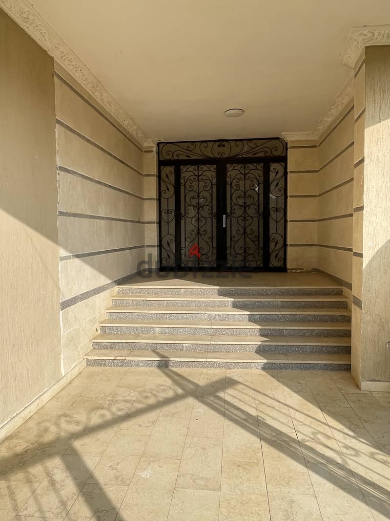 شقة دوبلكس ٤٥٠م بمدينة الشروق،    Duplex appartment 450m at El-Shorouk 3