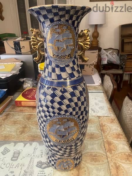 beautiful blue and gold vase 2