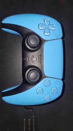 blue dualsense Playstation 5 controller like new دراع بلايستيشن 5