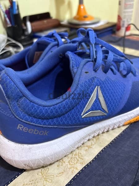 Reebok Blue dart shoes for sale original 0