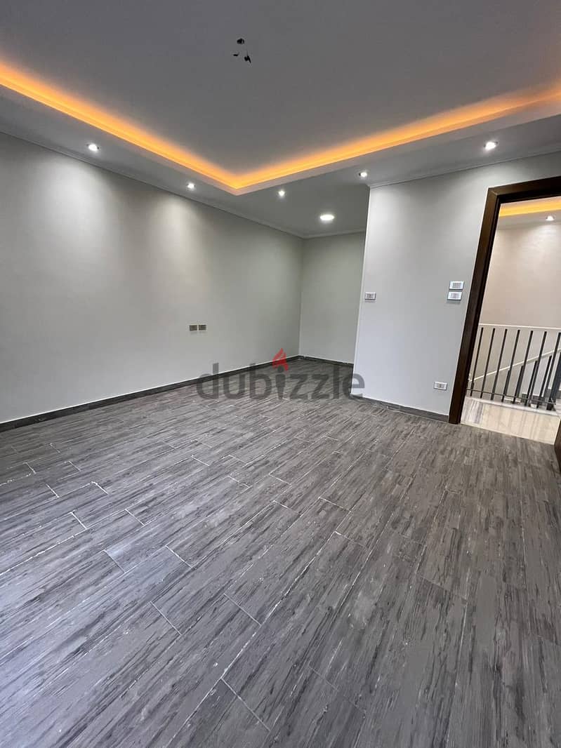 For sale, apartment with immediate receipt, fully finished, 3 rooms 6