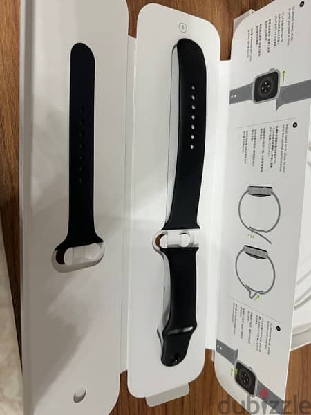 Apple watch series 6 - Space Grey 3