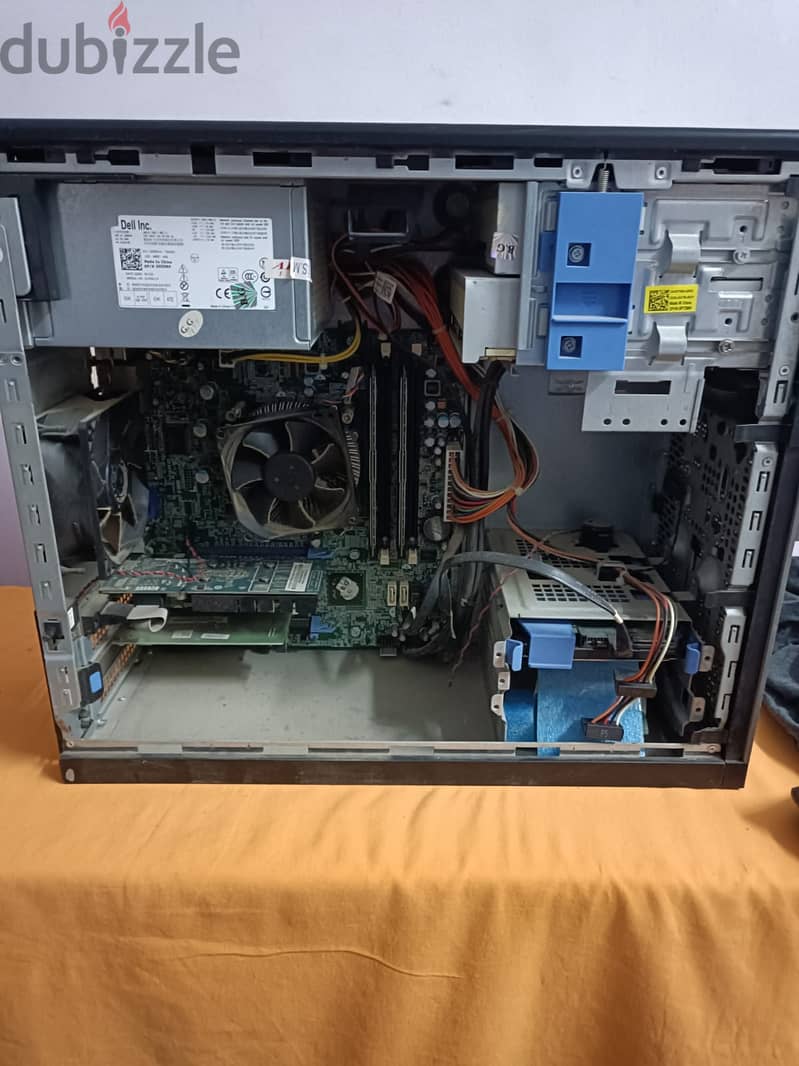 Dell PC and 2 Mointors 1