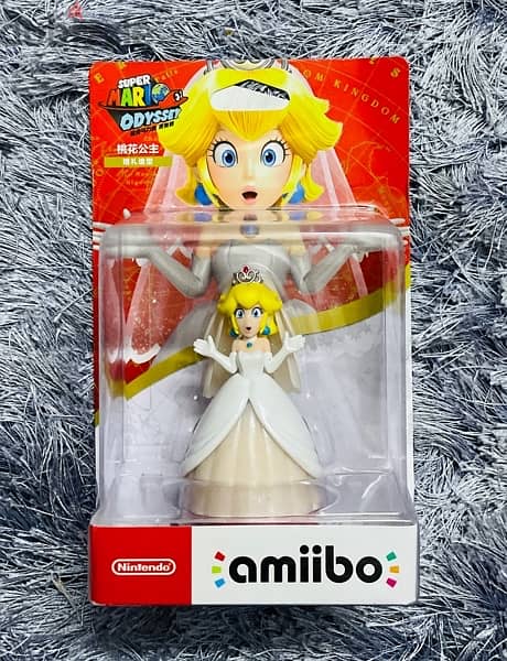 Nintendo princess peach amiibo figuer 0
