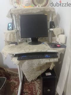 كمبيوتر للبييع كامل