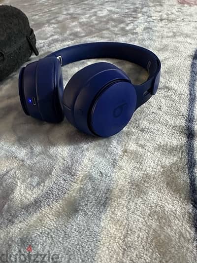 beats solo pro active noise