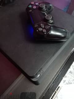 PlayStation 4 slim 1tb 0