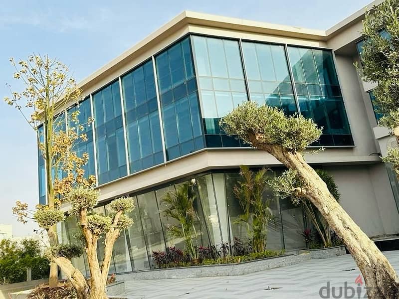 مكتب للبيع 94 في الشيخ زايد بالقرب من هايبر وان the trine mall iwan 5