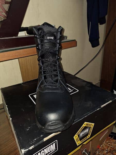 Magnum Lynx 8.0 Side Zip Black Safety Boot 2