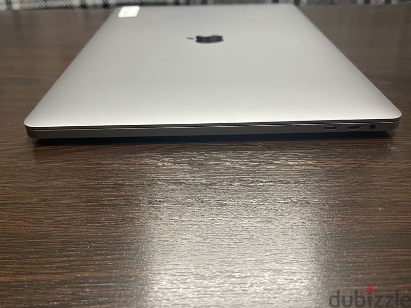 MacBook Pro (16-inch, Ram 16GB, Core i9, SSD 1t, VGA 4GB,2019)) 7